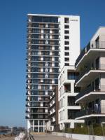   &raquo; Click to zoom ->