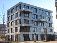   &raquo; Click to zoom ->